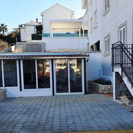 Apartmani Goran Sutivan Exterior foto
