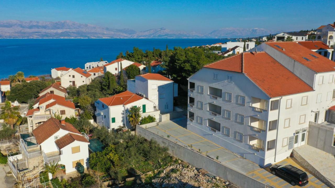 Apartmani Goran Sutivan Exterior foto